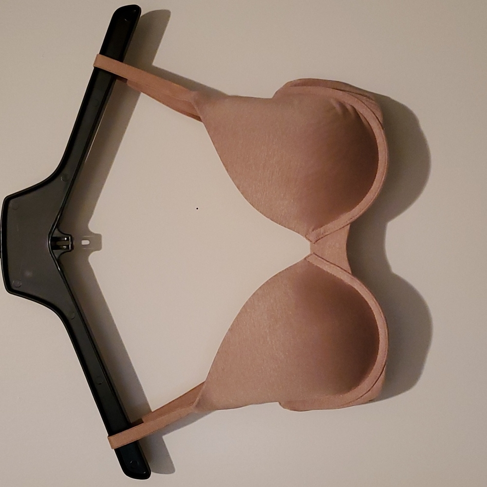 Victoria's Secret 34 D Semi Demi bra